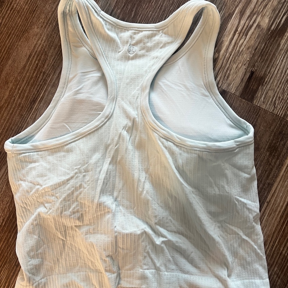 Lululemon Ebb to Street Cropped Racerback Tank in sheer blue size 8 - Picture 3 of 5